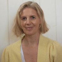 Lesley Scarff Lesley Scarff