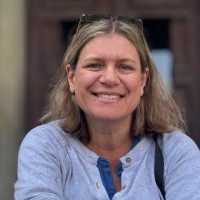 Cara Goold