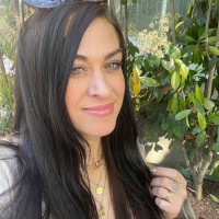 Harryet Bellwood-Howard Harryet Bellwood-Howard