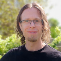 Douglas Main Douglas Main