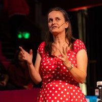 Dr Sarah Bearchell