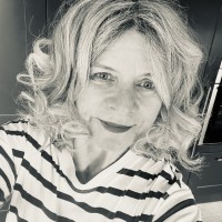 Karen Wilkins