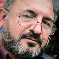 Esfandiar Adineh